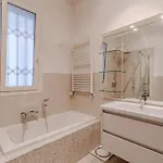 Apartment Guesthost - Lingotto Classy