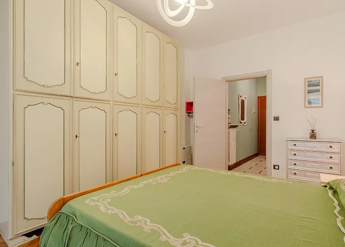 Guesthost - Lingotto Classy * Torino