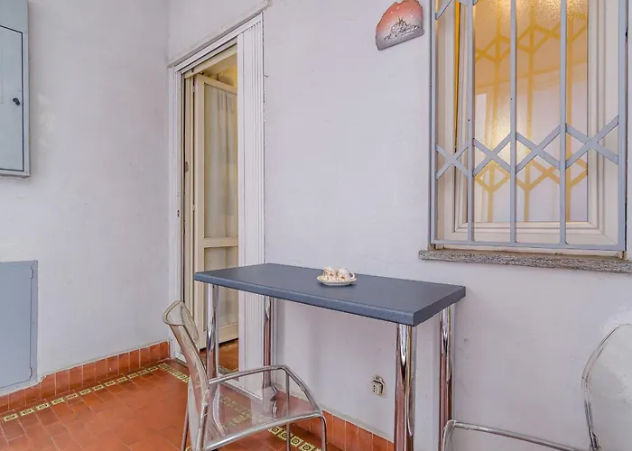 Guesthost - Lingotto Classy