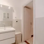 Guesthost - Lingotto Classy *