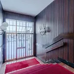 Guesthost - Lingotto Classy