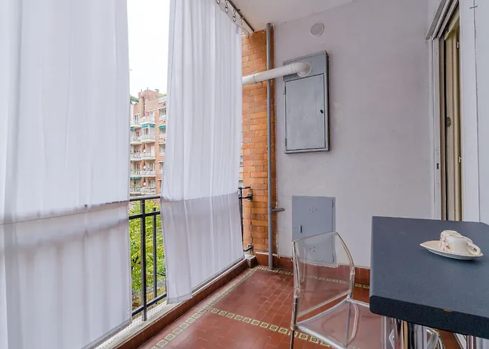 Guesthost - Lingotto Classy * Torino